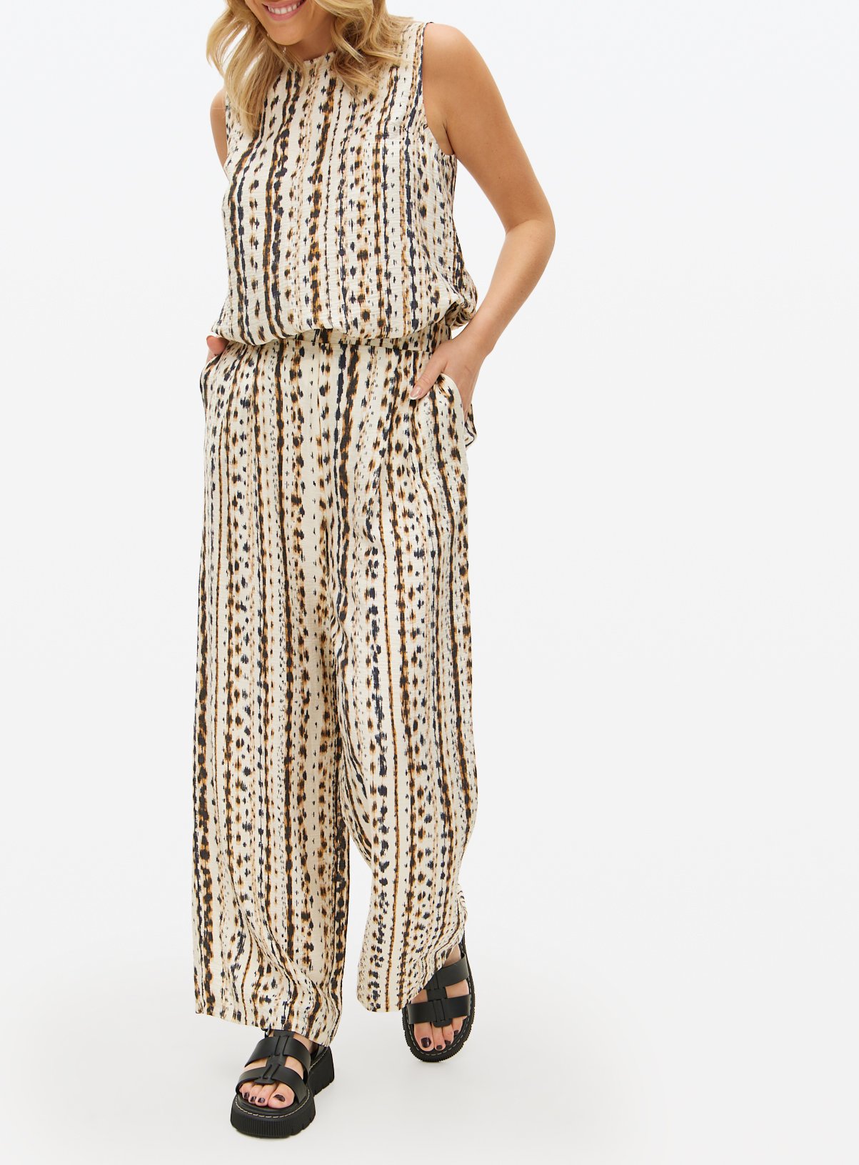 Mono Stripe Print Co-ord Trousers 22 - Image 2 thumbnail